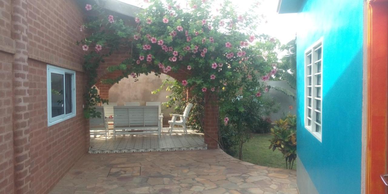 Maison Charlotte Forever Chambre D'Hotes Chez Un Couple Belgo Togolais Lomé Dış mekan fotoğraf